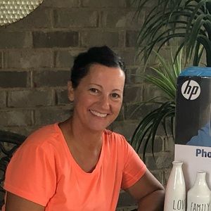 Meet your Posher, Elena